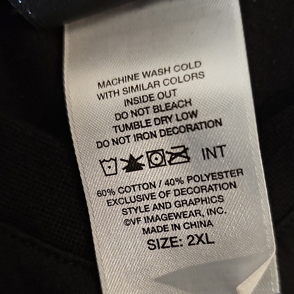 Harley-Davidson Black Tee with Red Logo - Picture 6 of 6